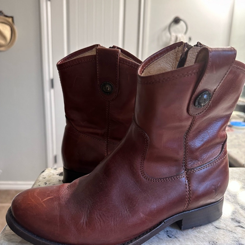 Frye Boots - Picture 7 of 8